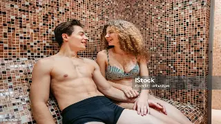 别再掉进坑里！关于桑拿按摩的常见健康误区，郑州养生专家来解答 封面