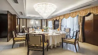 郑州桑拿按摩体验：环境舒适度大评测，放松身心的理想之选